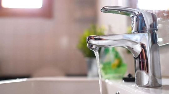 faucet with running water